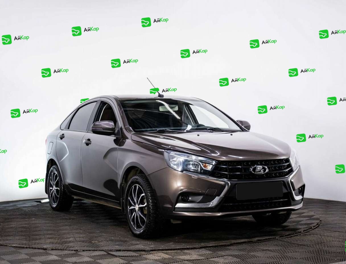 Lada (ВАЗ) Vesta с пробегом — 2018 год. Фото: #2