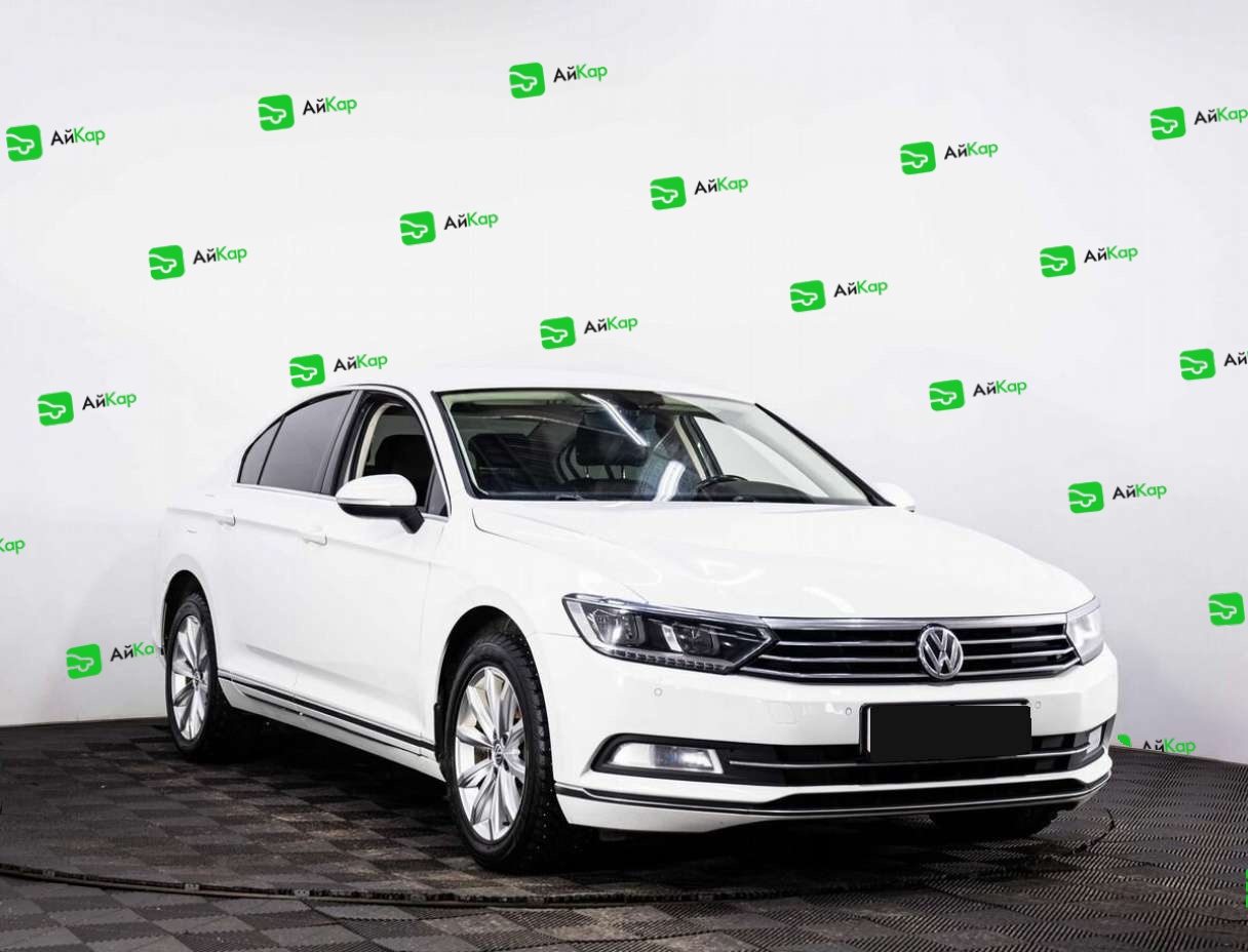 Volkswagen Passat с пробегом — 2016 год. Фото: #2