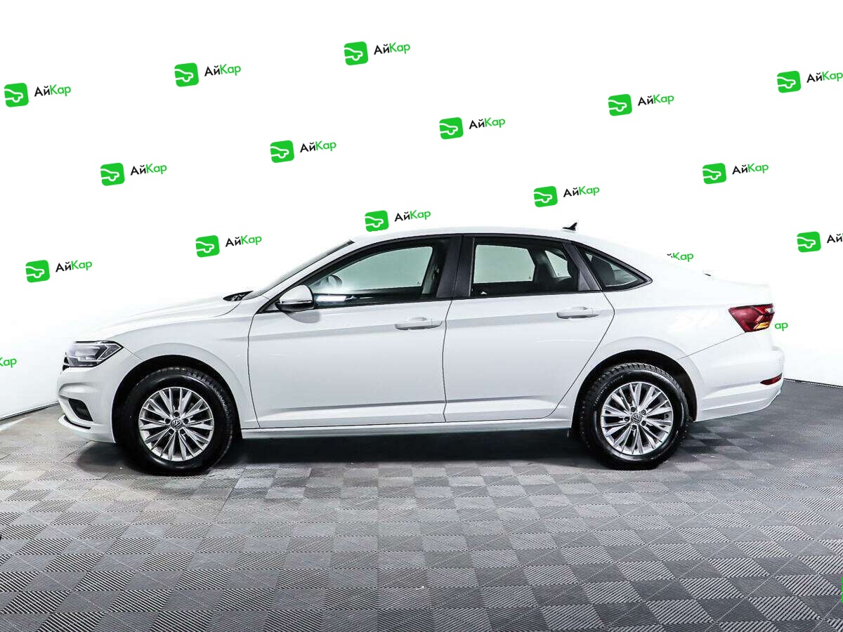 Volkswagen Jetta с пробегом — 2019 год. Фото: #7