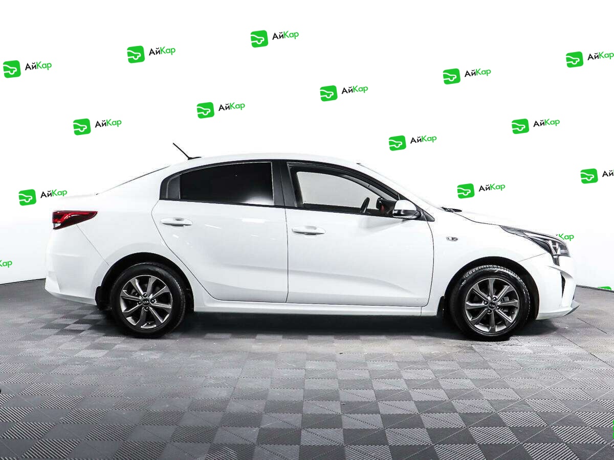 Kia Rio с пробегом — 2021 год. Фото: #3