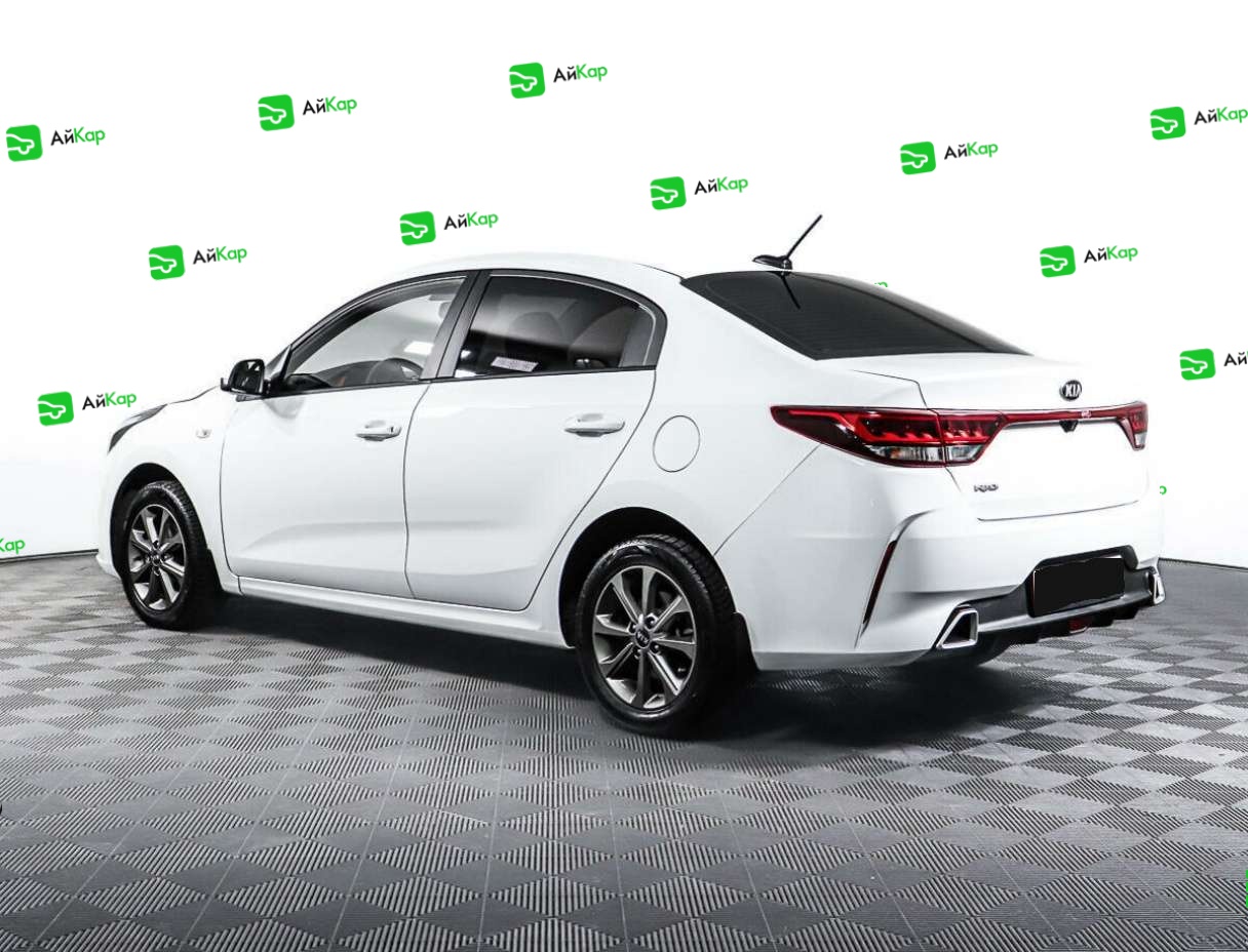 Kia Rio с пробегом — 2021 год. Фото: #6