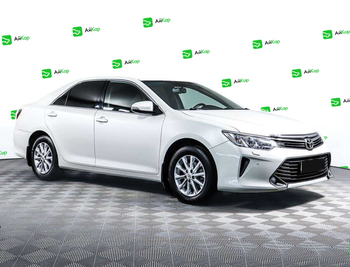 Toyota Camry с пробегом — 2014 год. Фото: #2