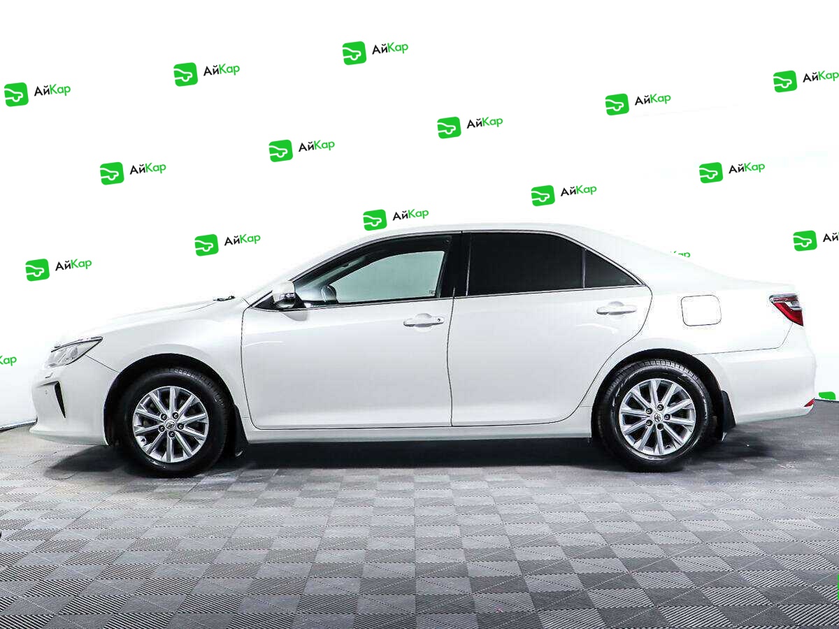 Toyota Camry с пробегом — 2014 год. Фото: #7