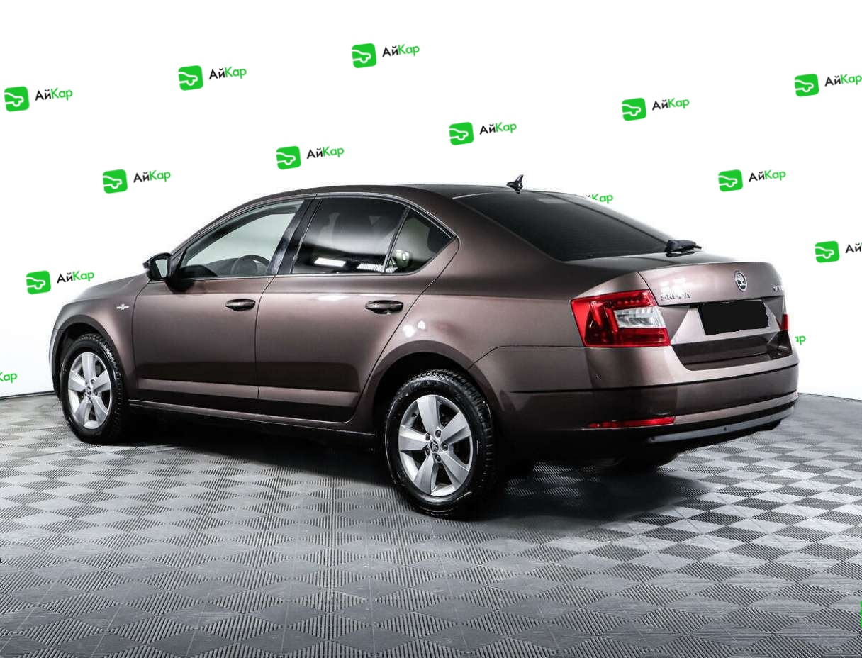 Skoda Octavia с пробегом — 2018 год. Фото: #6