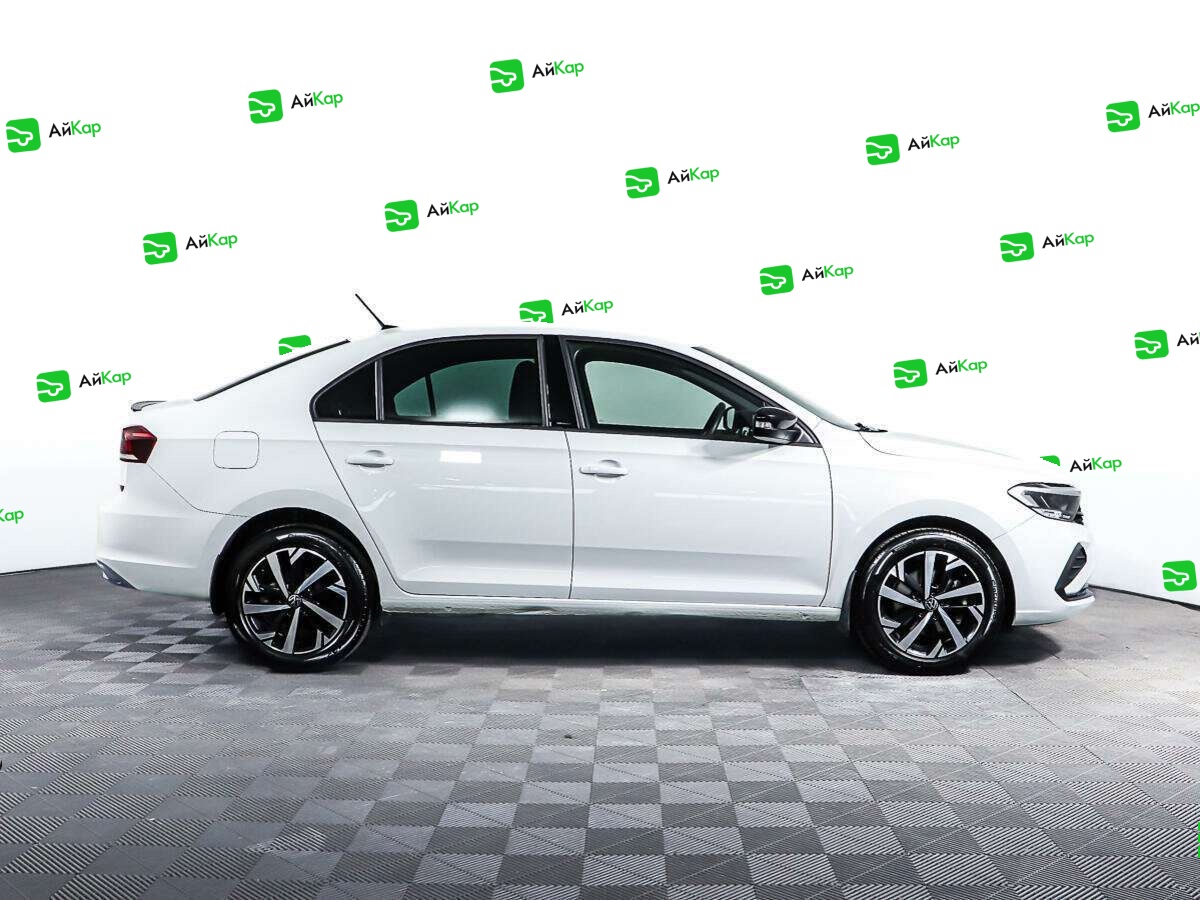 Volkswagen Polo с пробегом — 2021 год. Фото: #2