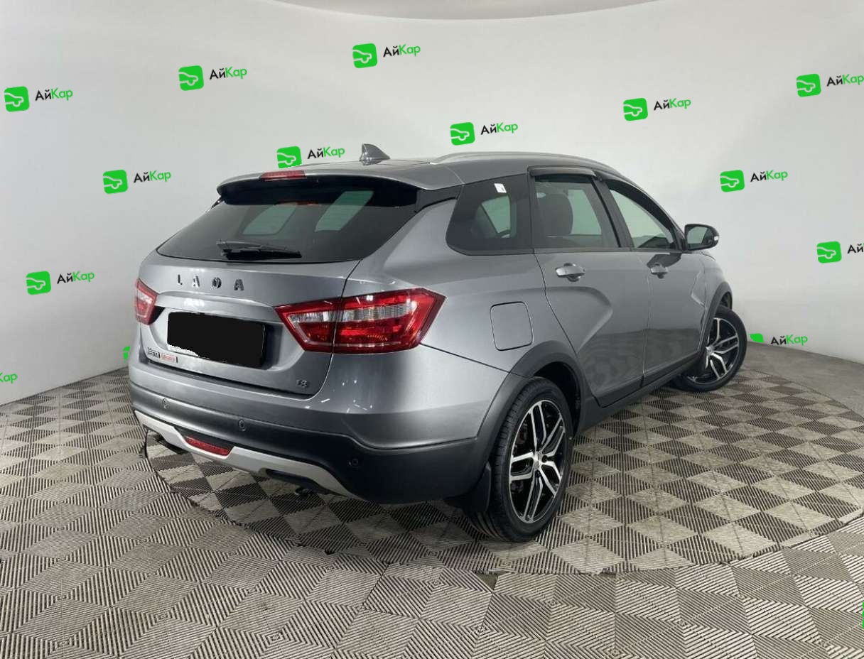 Lada (ВАЗ) Vesta с пробегом — 2018 год. Фото: #5