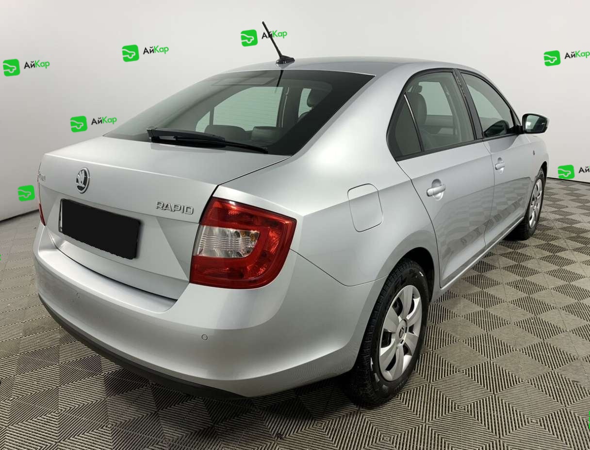 Skoda Rapid с пробегом — 2017 год. Фото: #3