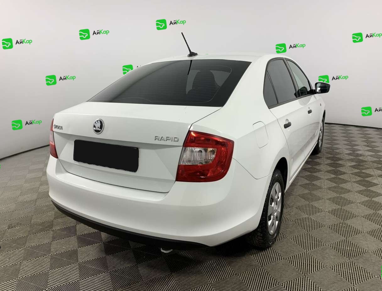 Skoda Rapid с пробегом — 2017 год. Фото: #4
