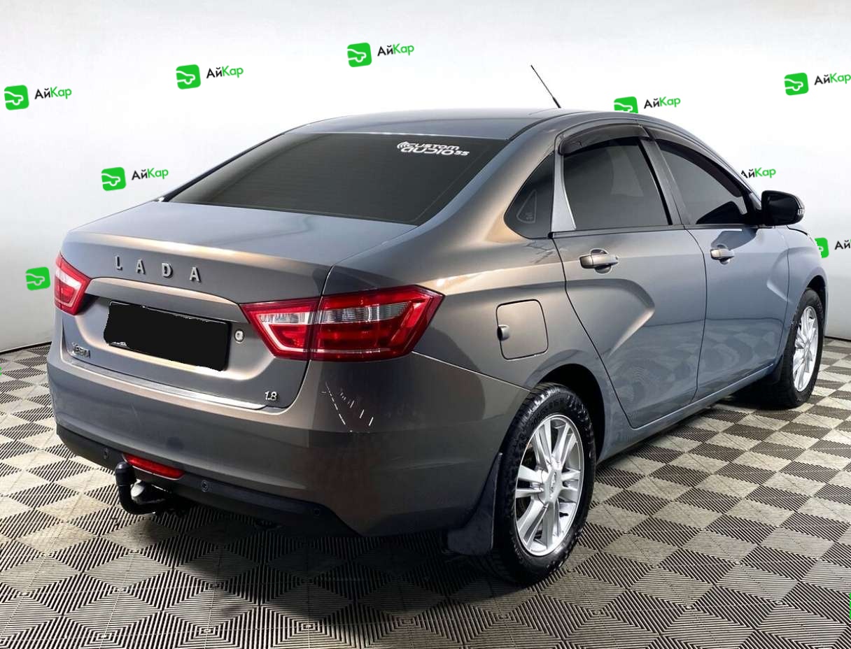 Lada (ВАЗ) Vesta с пробегом — 2017 год. Фото: #4