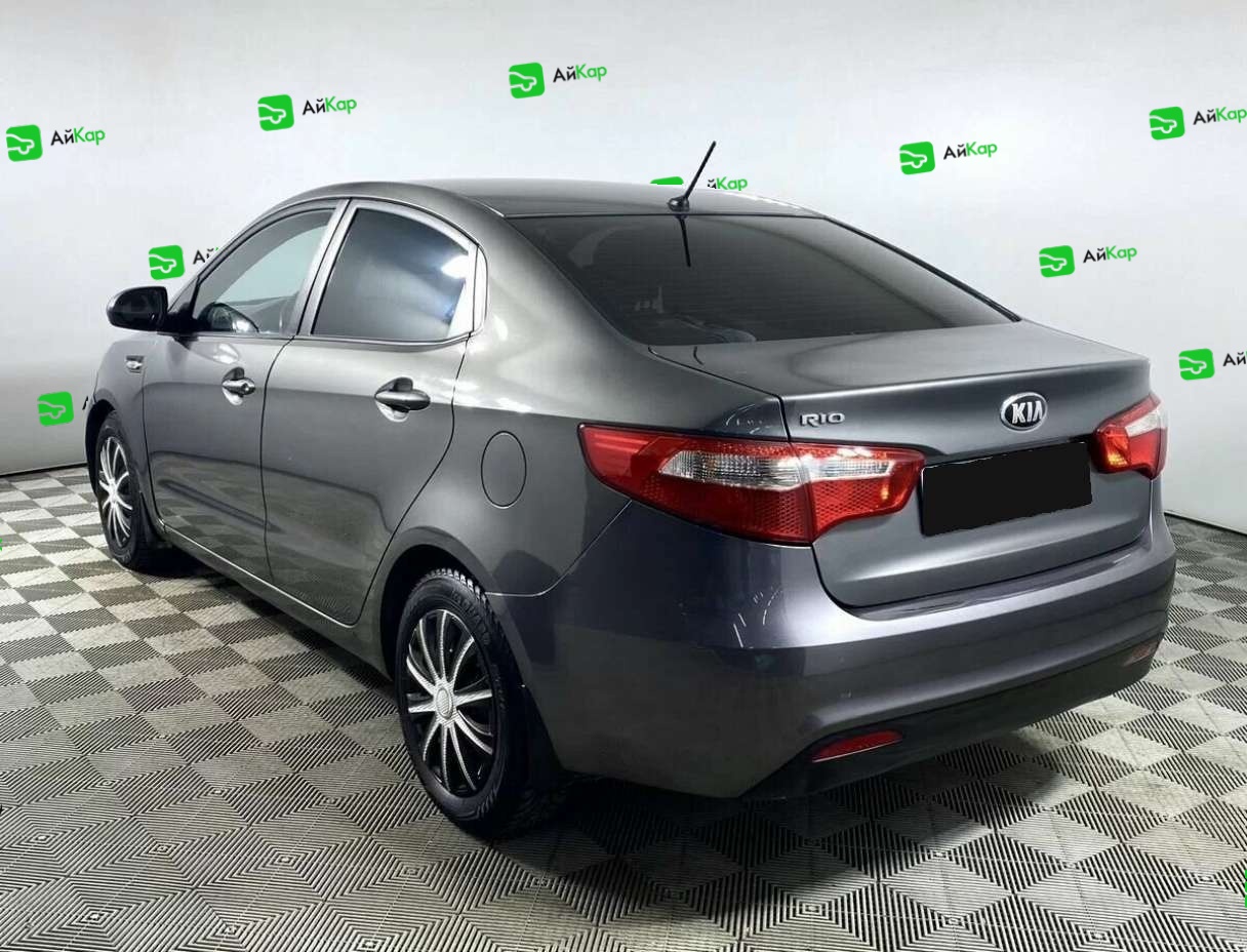 Kia Rio с пробегом — 2013 год. Фото: #4