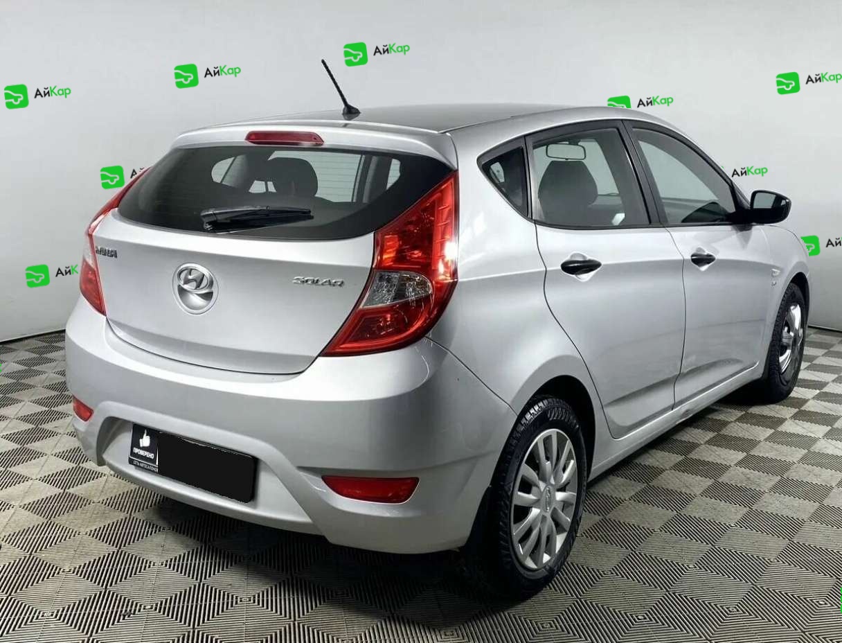 Hyundai Solaris с пробегом — 2014 год. Фото: #3