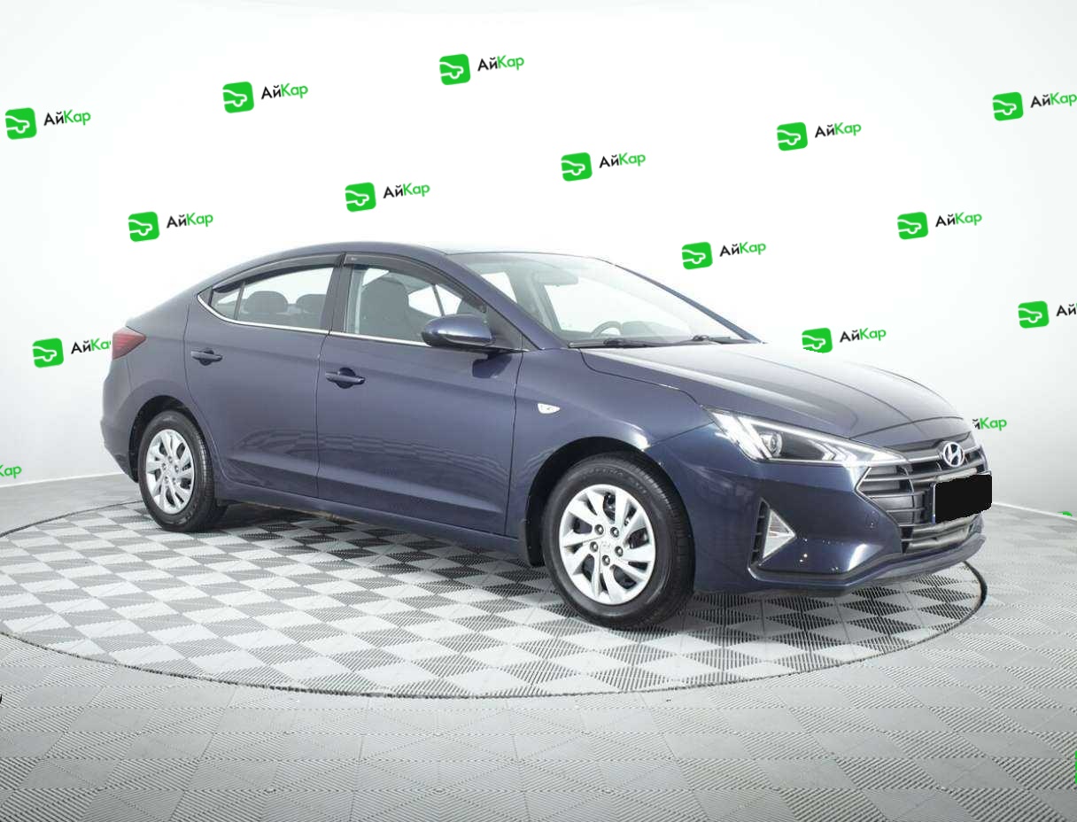 Hyundai Elantra с пробегом — 2020 год. Фото: #2