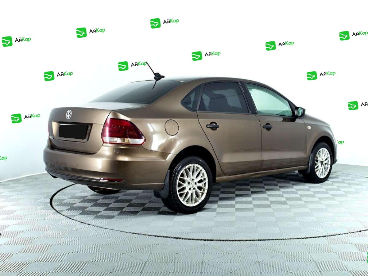 Volkswagen Polo с пробегом — 2019 год. Фото: #4