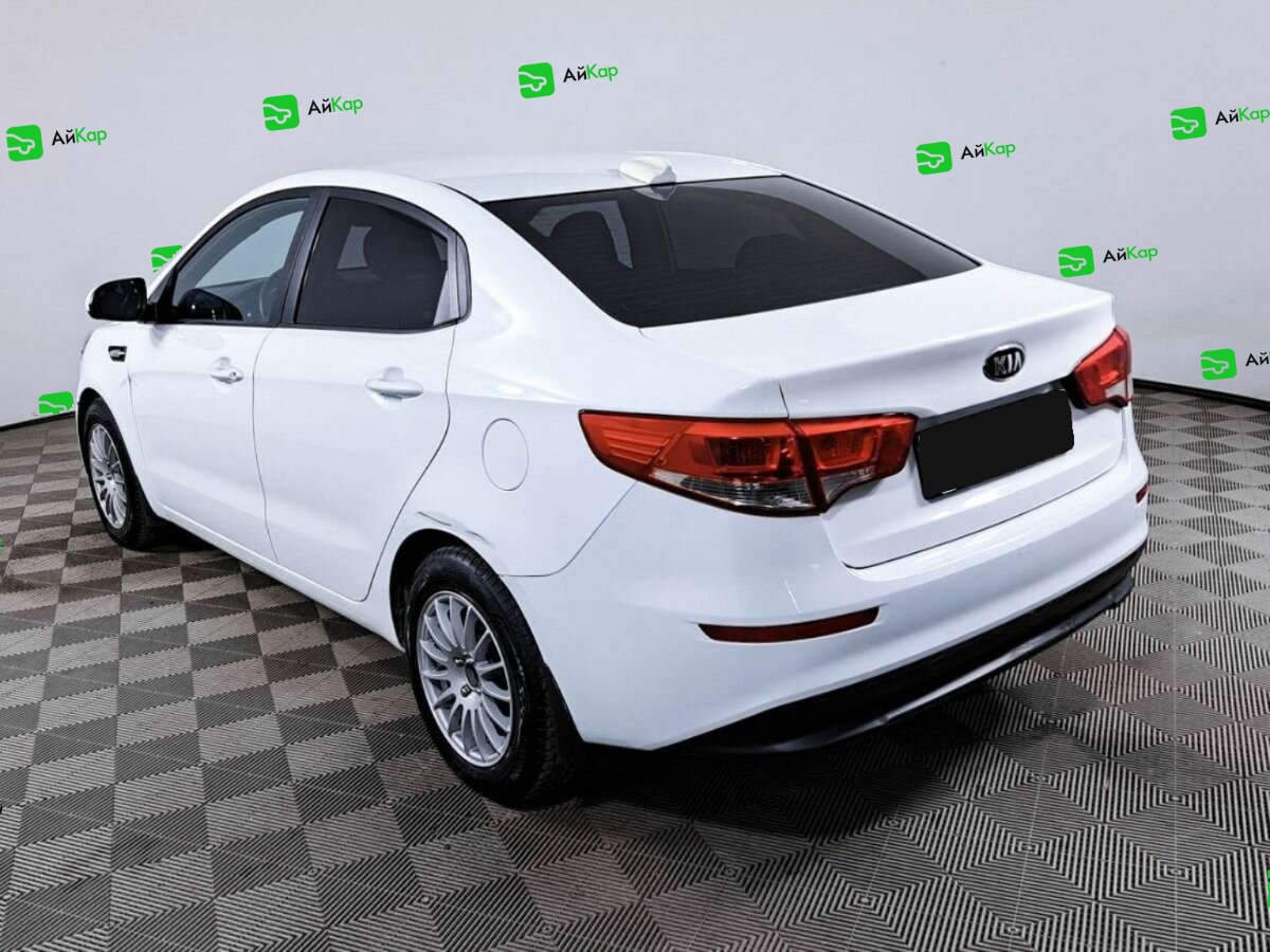 Kia Rio с пробегом — 2017 год. Фото: #6