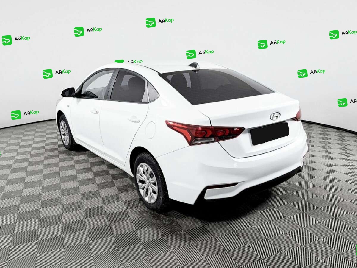 Hyundai Solaris с пробегом — 2017 год. Фото: #6