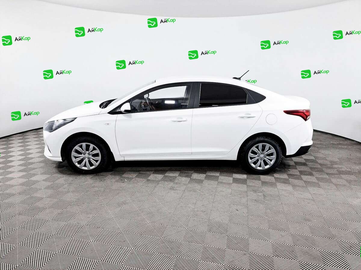 Hyundai Solaris с пробегом — 2021 год. Фото: #7