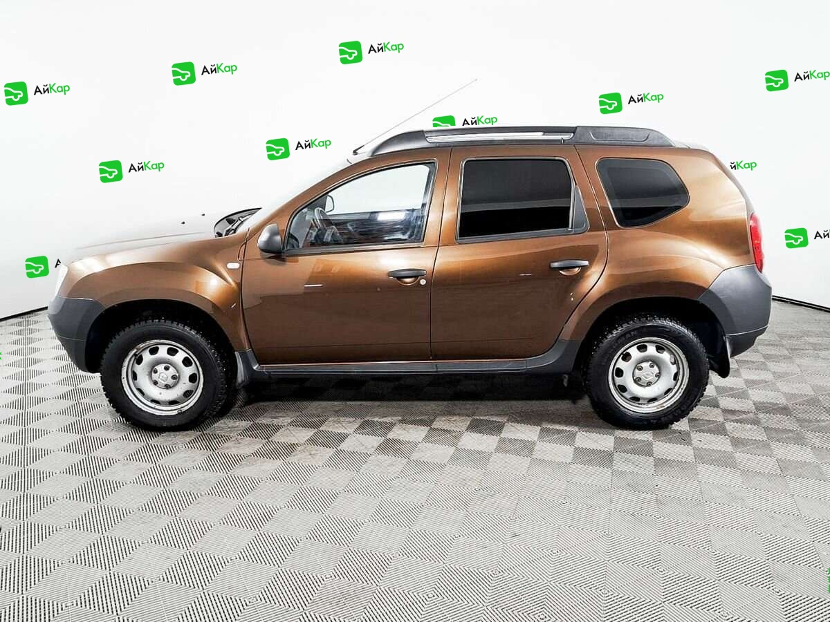 Renault Duster с пробегом — 2014 год. Фото: #7