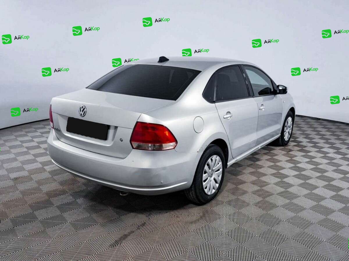 Volkswagen Polo с пробегом — 2012 год. Фото: #4