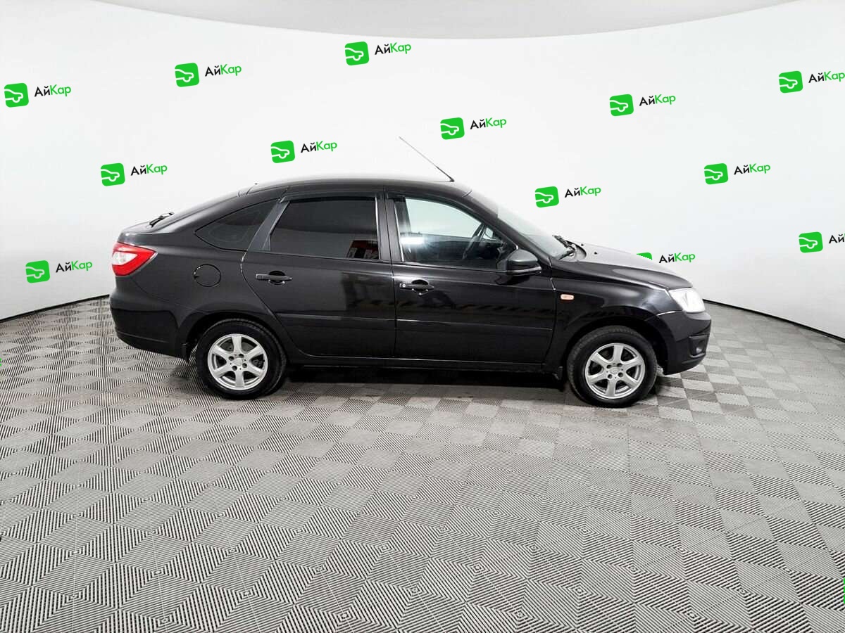 Lada (ВАЗ) Granta с пробегом — 2016 год. Фото: #3