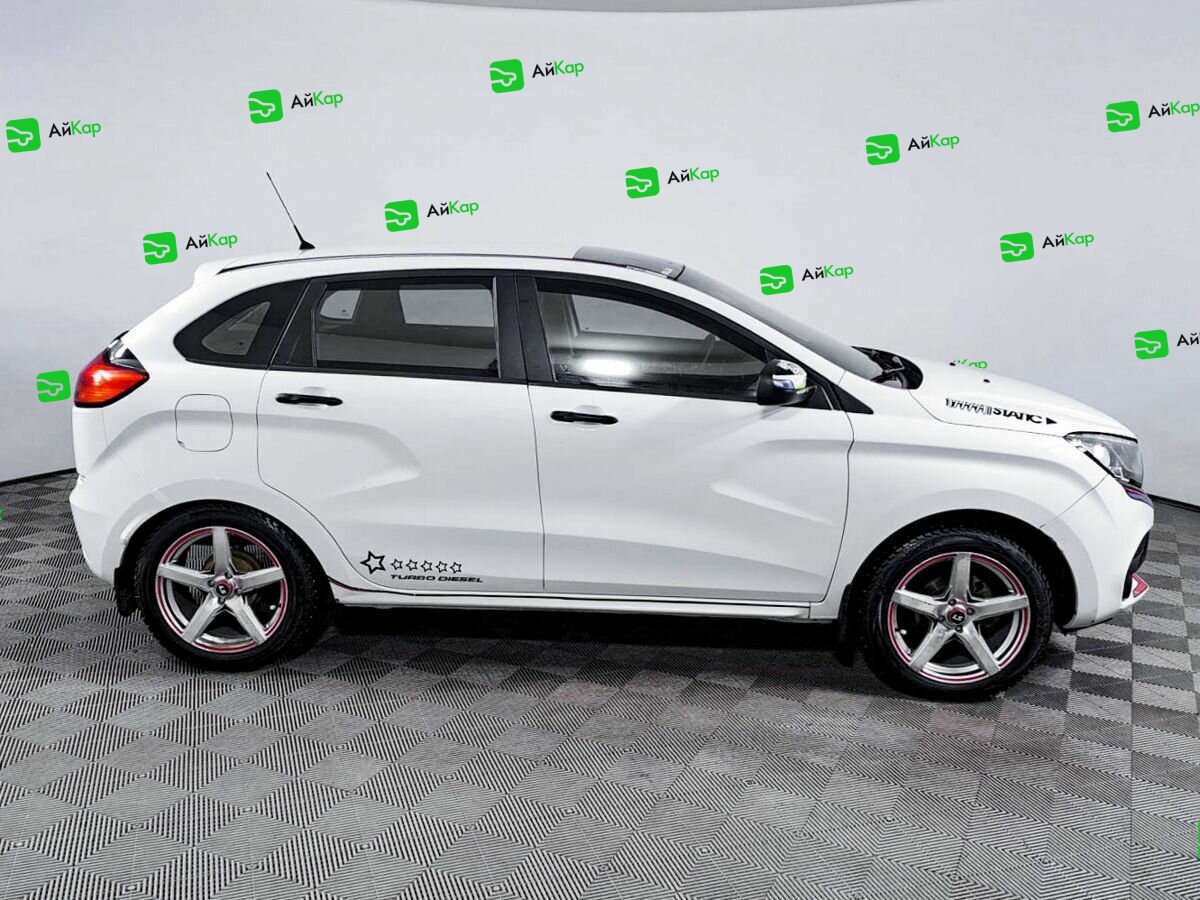 Lada (ВАЗ) XRAY с пробегом — 2017 год. Фото: #3