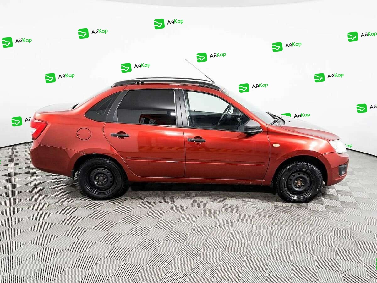Lada (ВАЗ) Granta с пробегом — 2016 год. Фото: #3