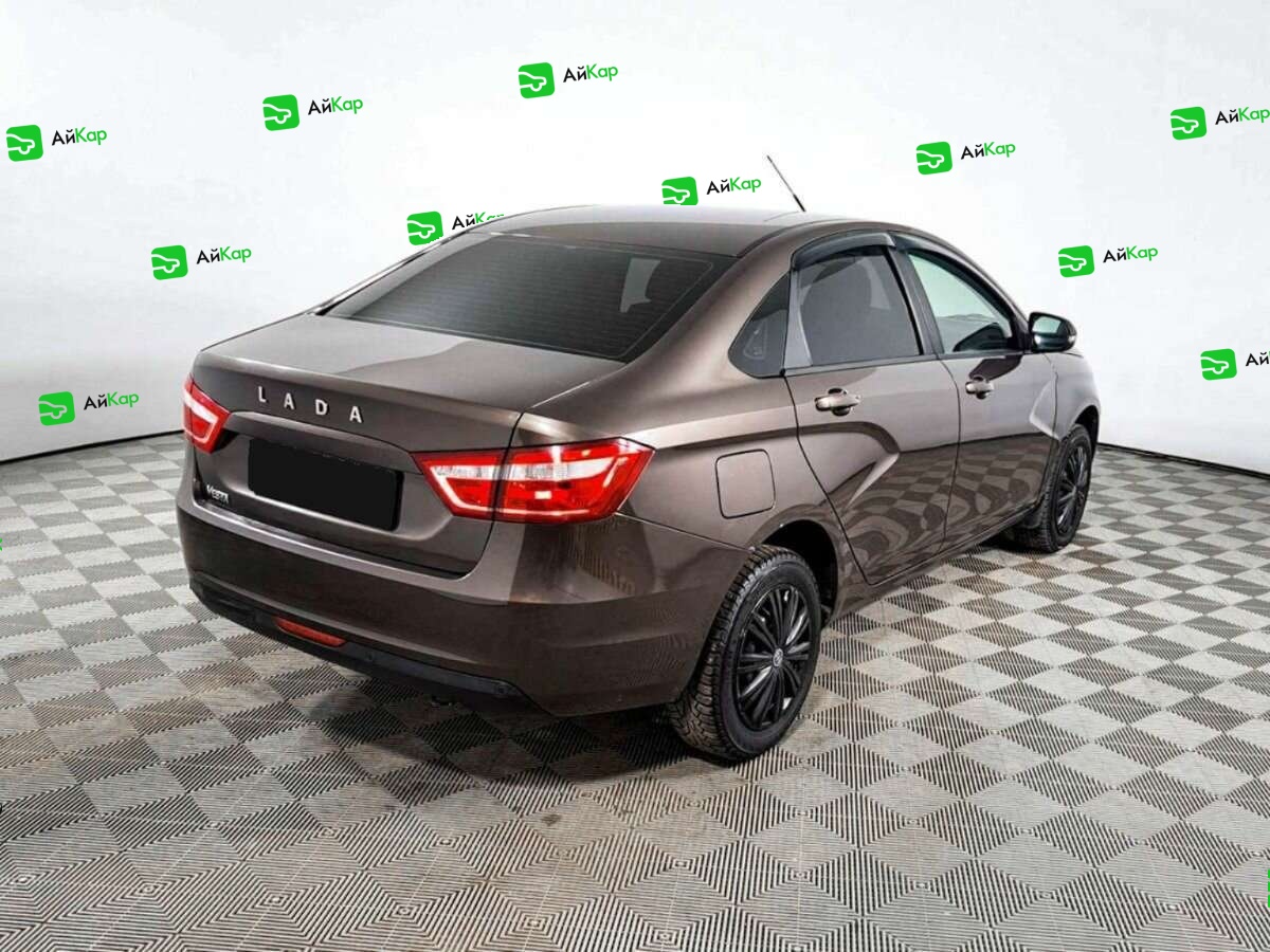 Lada (ВАЗ) Vesta с пробегом — 2018 год. Фото: #3
