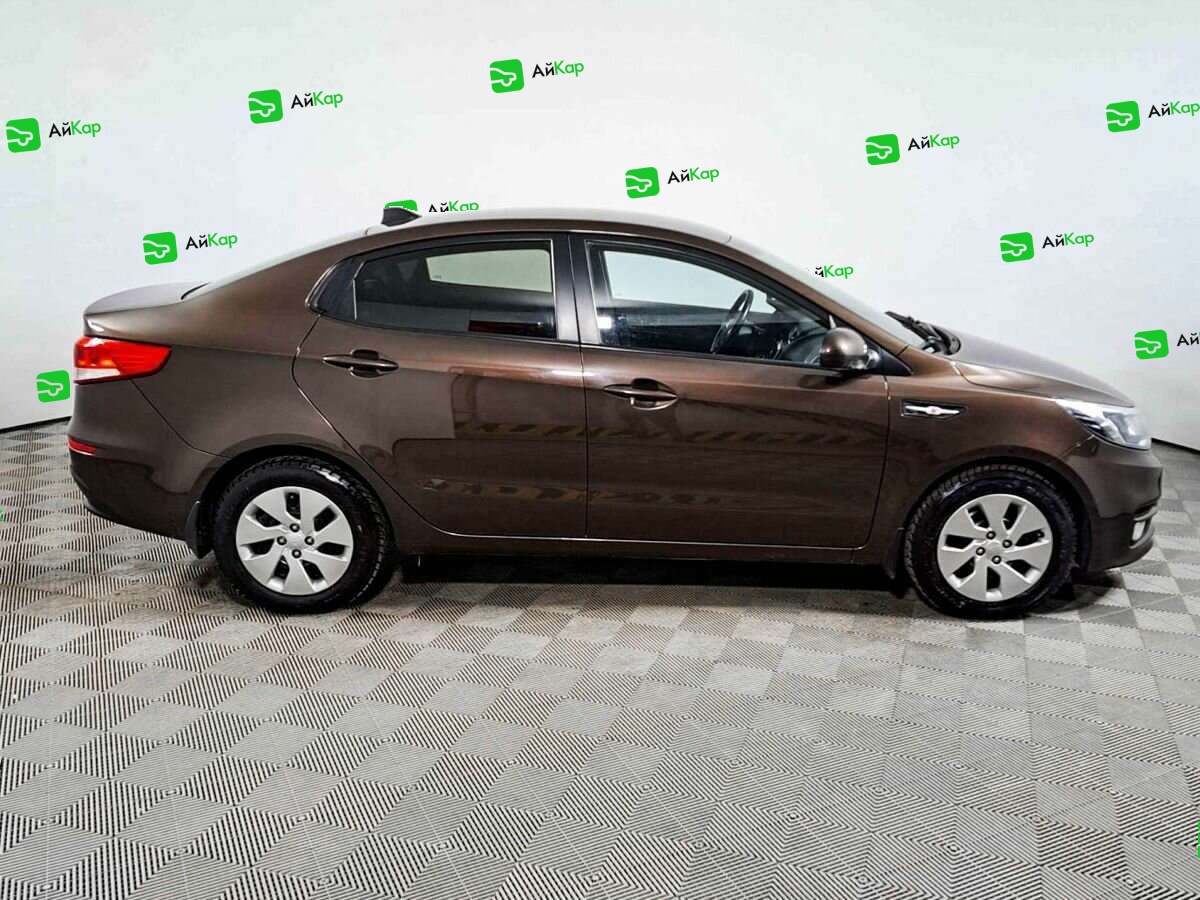 Kia Rio с пробегом — 2015 год. Фото: #3