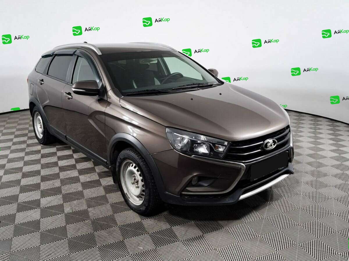 Lada (ВАЗ) Vesta с пробегом — 2017 год. Фото: #2