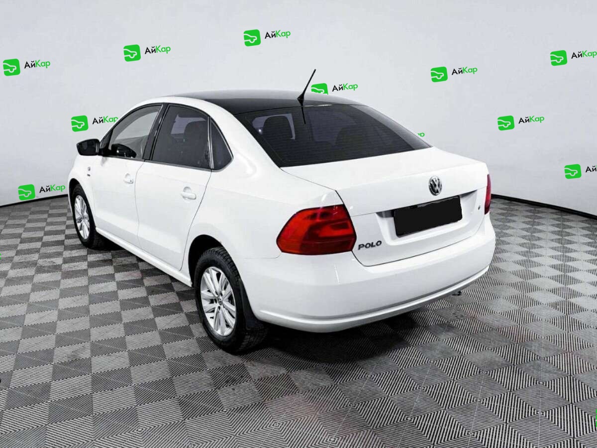 Volkswagen Polo с пробегом — 2013 год. Фото: #5