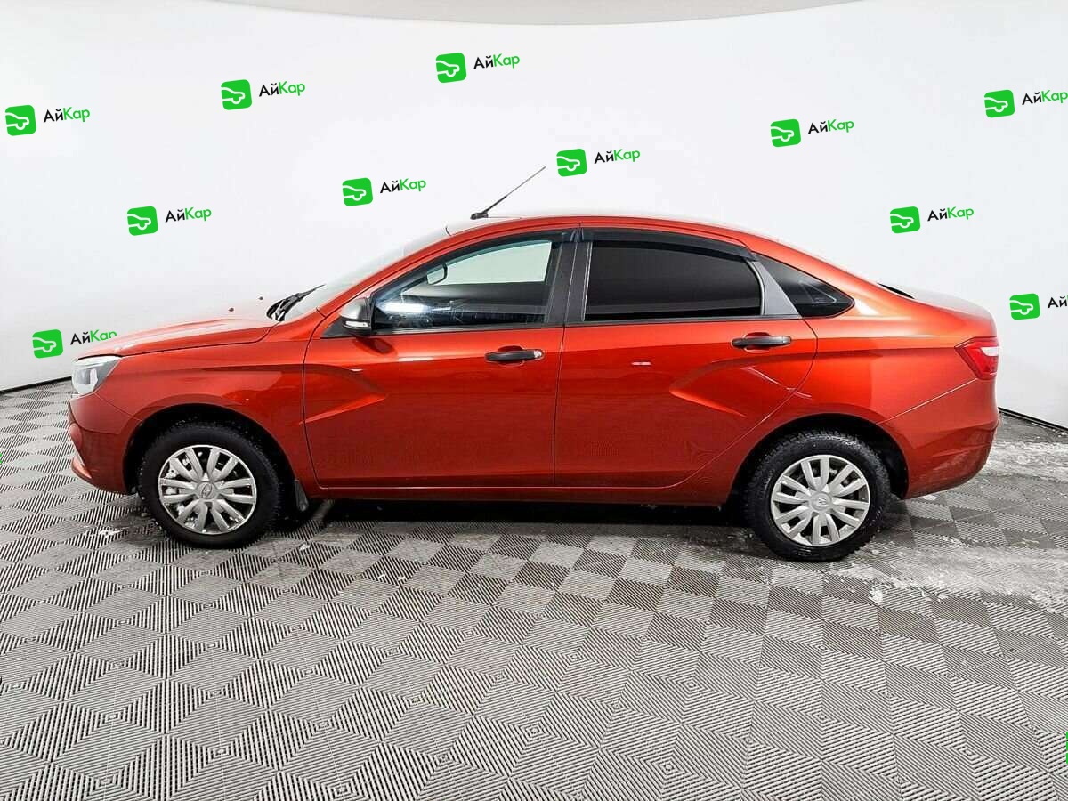 Lada (ВАЗ) Vesta с пробегом — 2016 год. Фото: #6