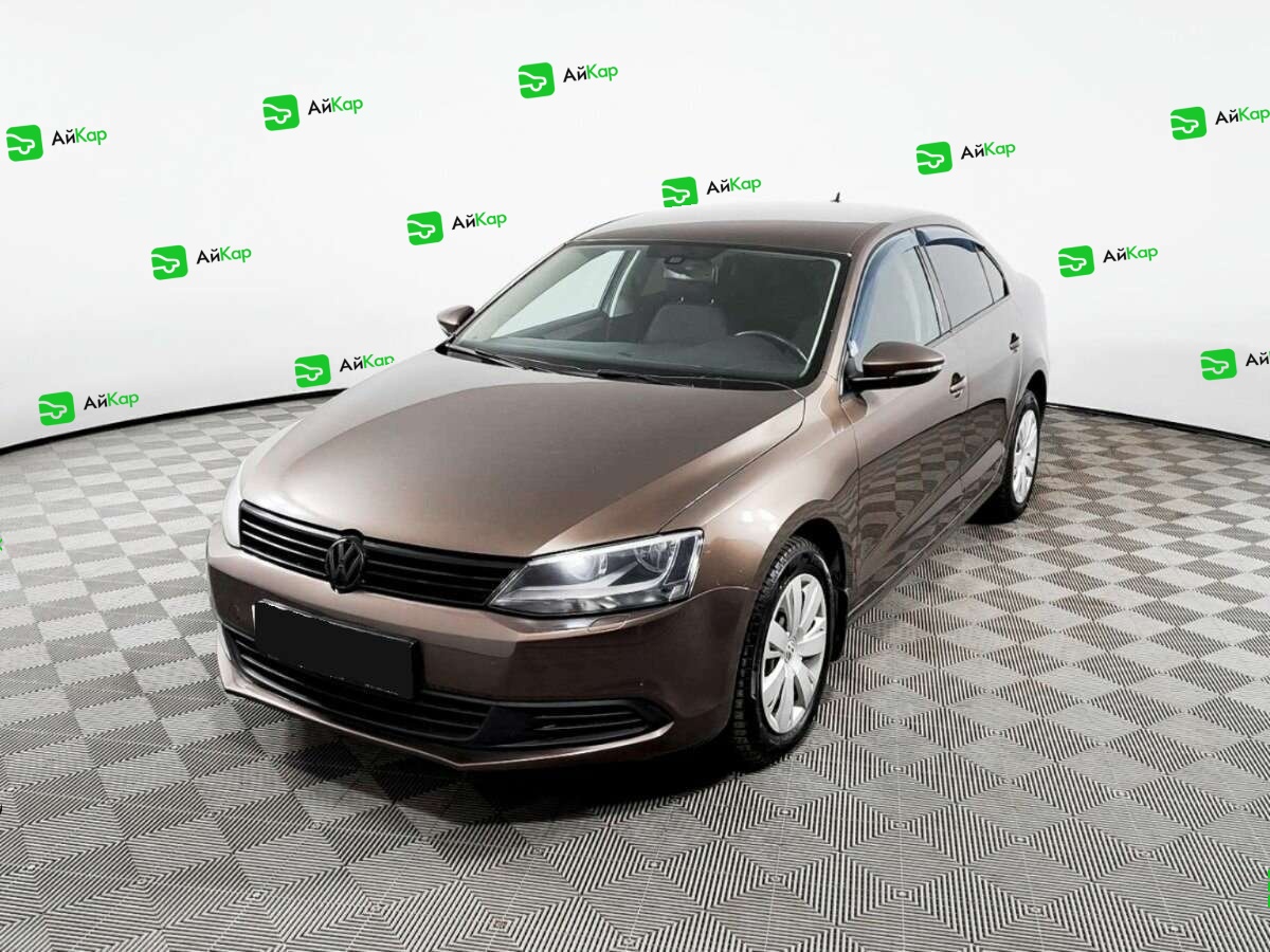 Volkswagen Jetta с пробегом — 2013 год. Фото: #15