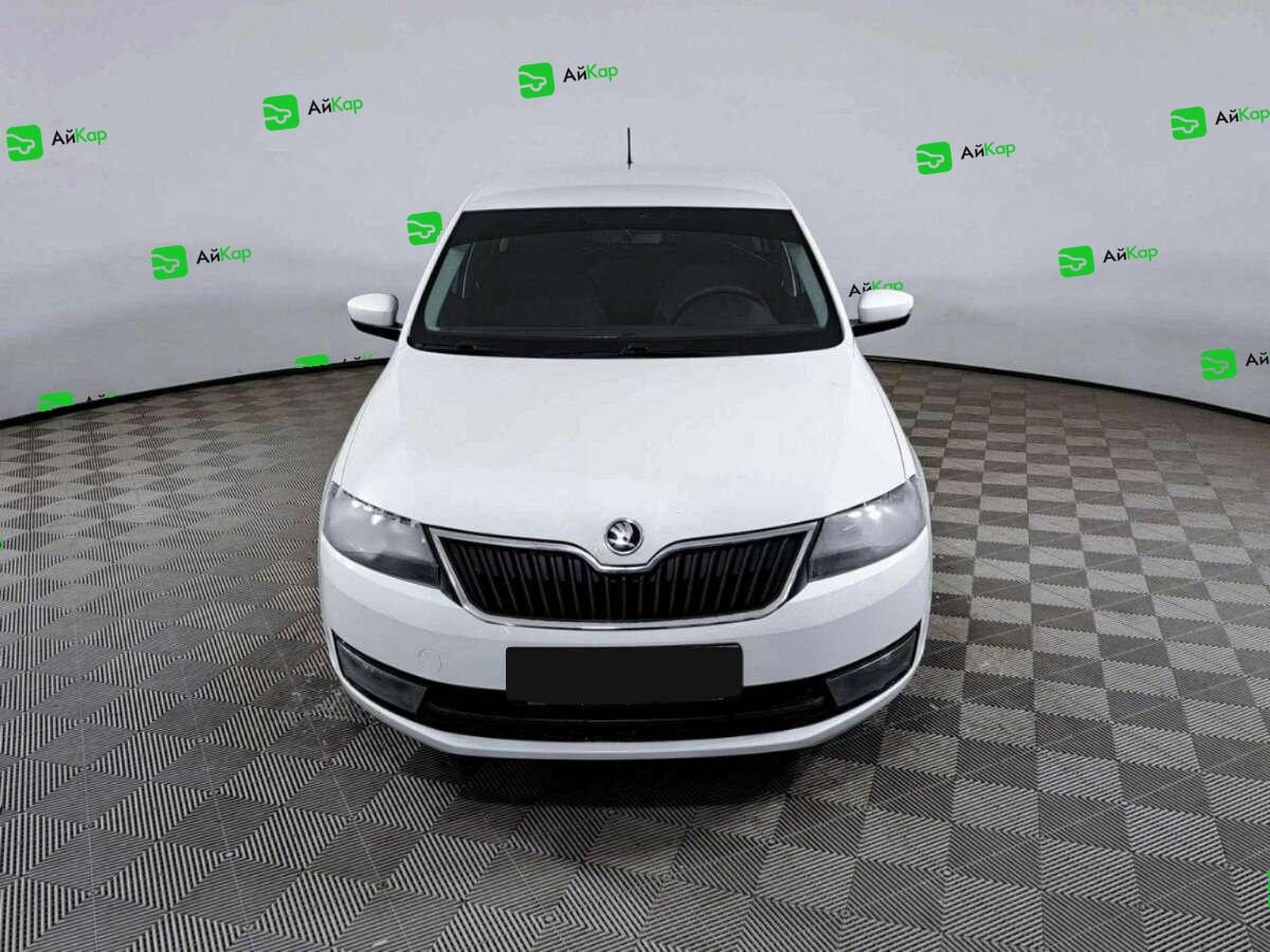 Skoda Rapid с пробегом — 2017 год. Фото: #1