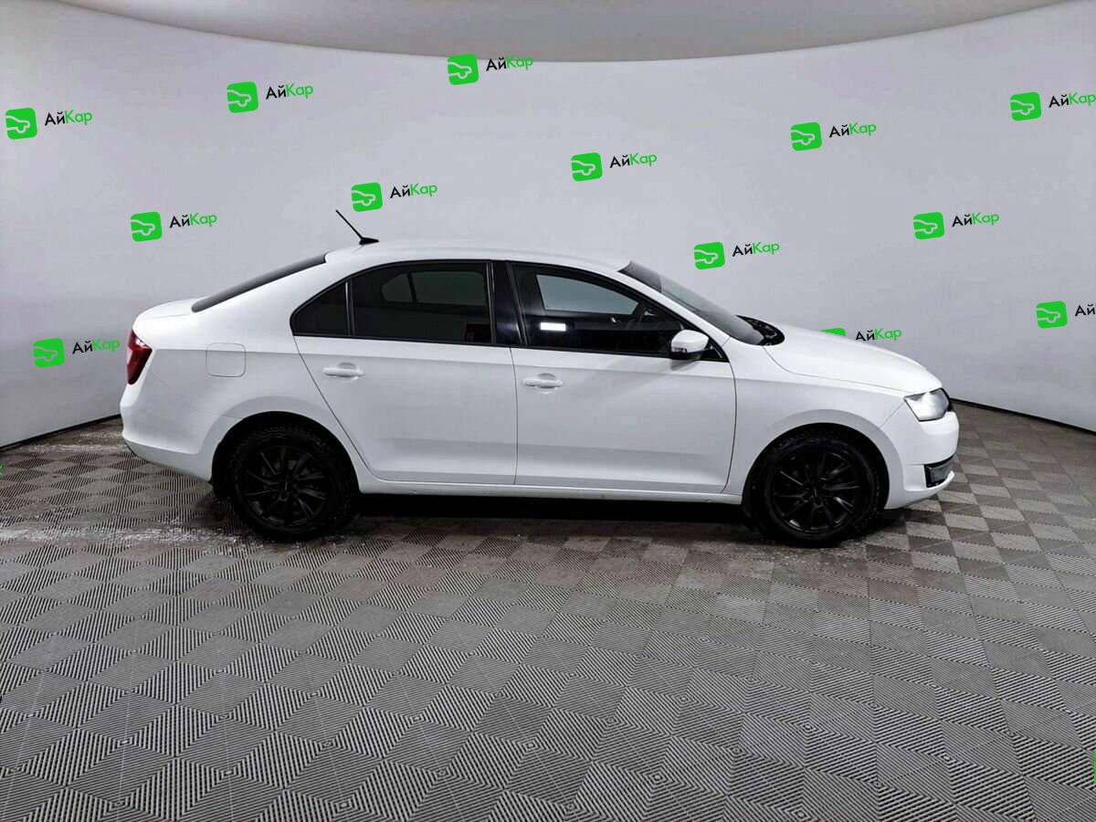 Skoda Rapid с пробегом — 2017 год. Фото: #3