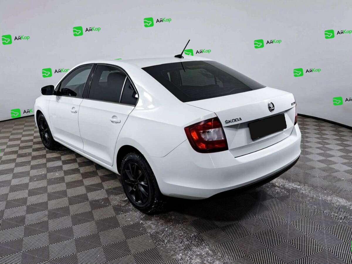 Skoda Rapid с пробегом — 2017 год. Фото: #6
