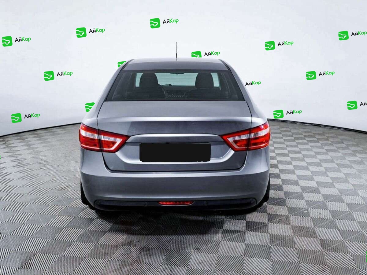 Lada (ВАЗ) Vesta с пробегом — 2017 год. Фото: #5