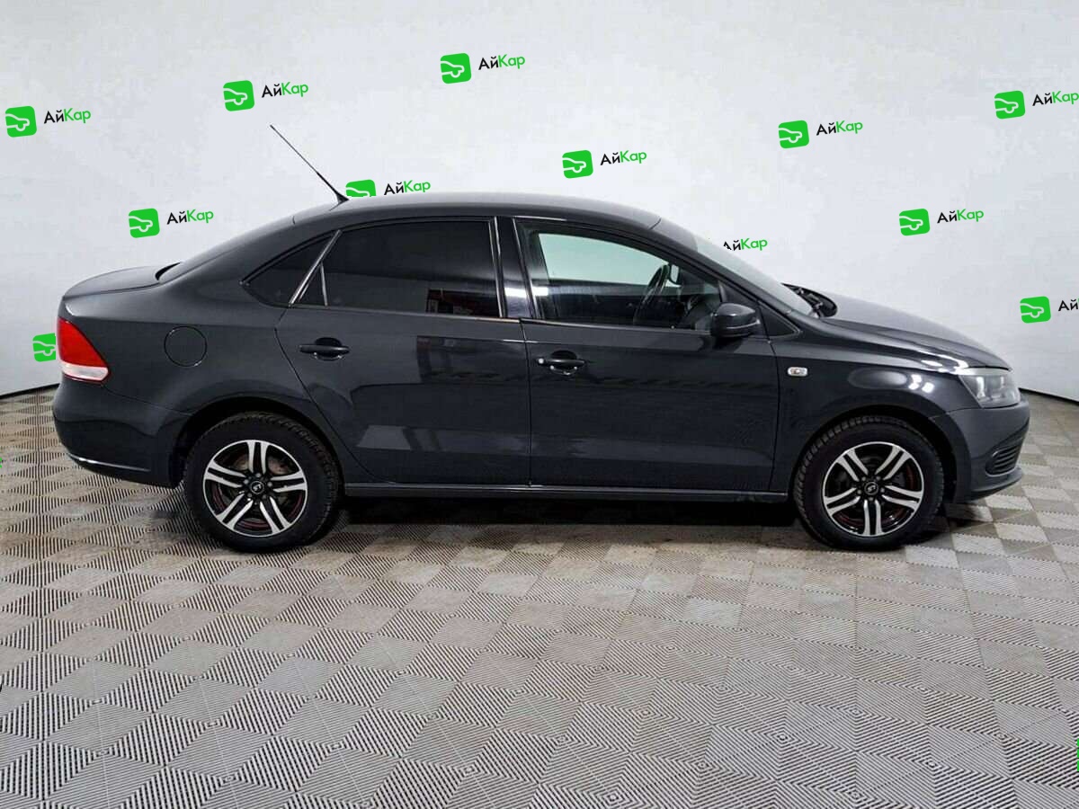 Volkswagen Polo с пробегом — 2012 год. Фото: #3