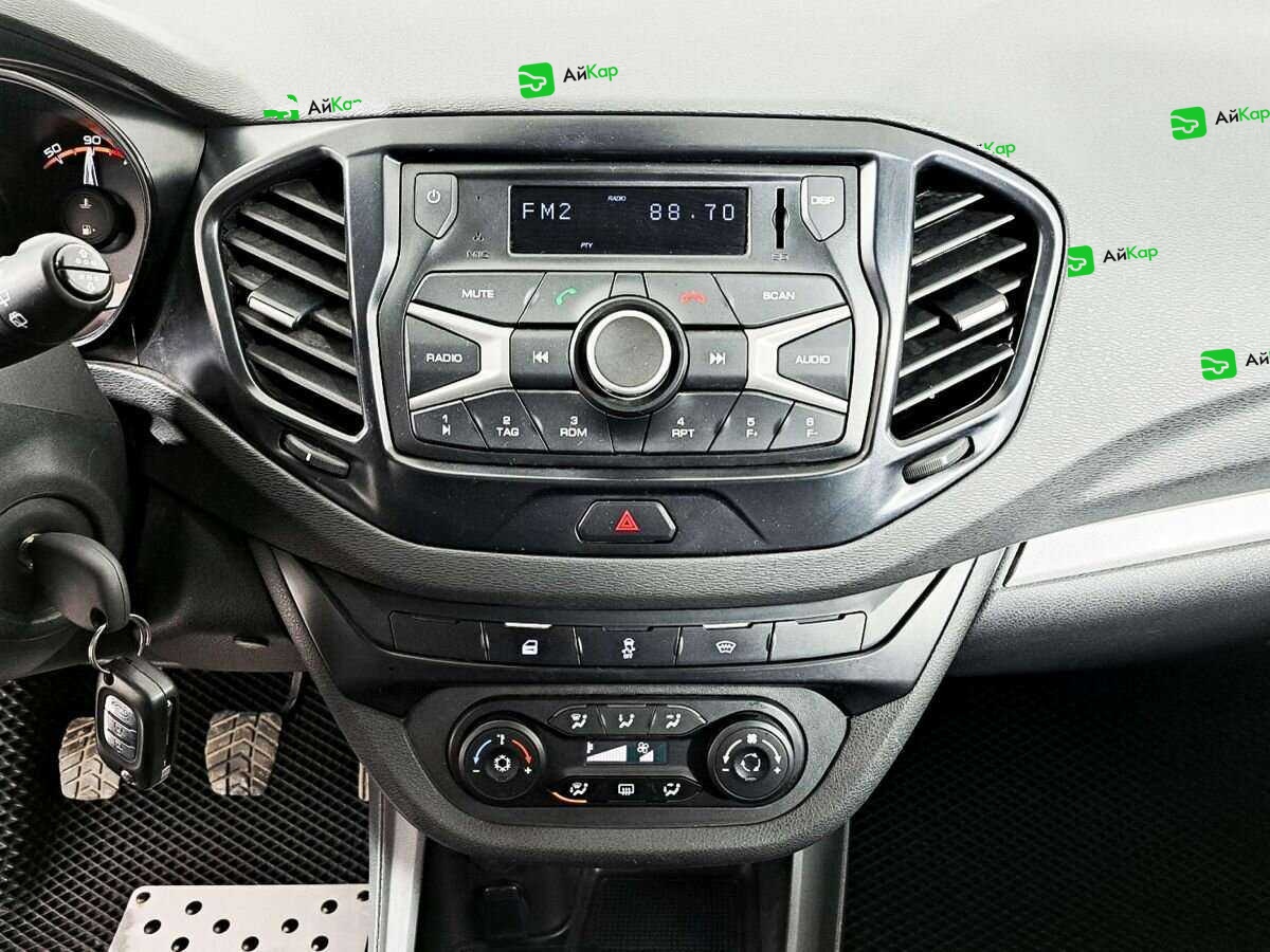 Lada (ВАЗ) Vesta с пробегом — 2019 год. Фото: #9