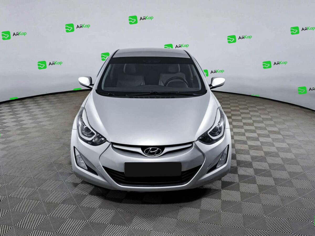 Hyundai Elantra с пробегом — 2015 год. Фото: #1