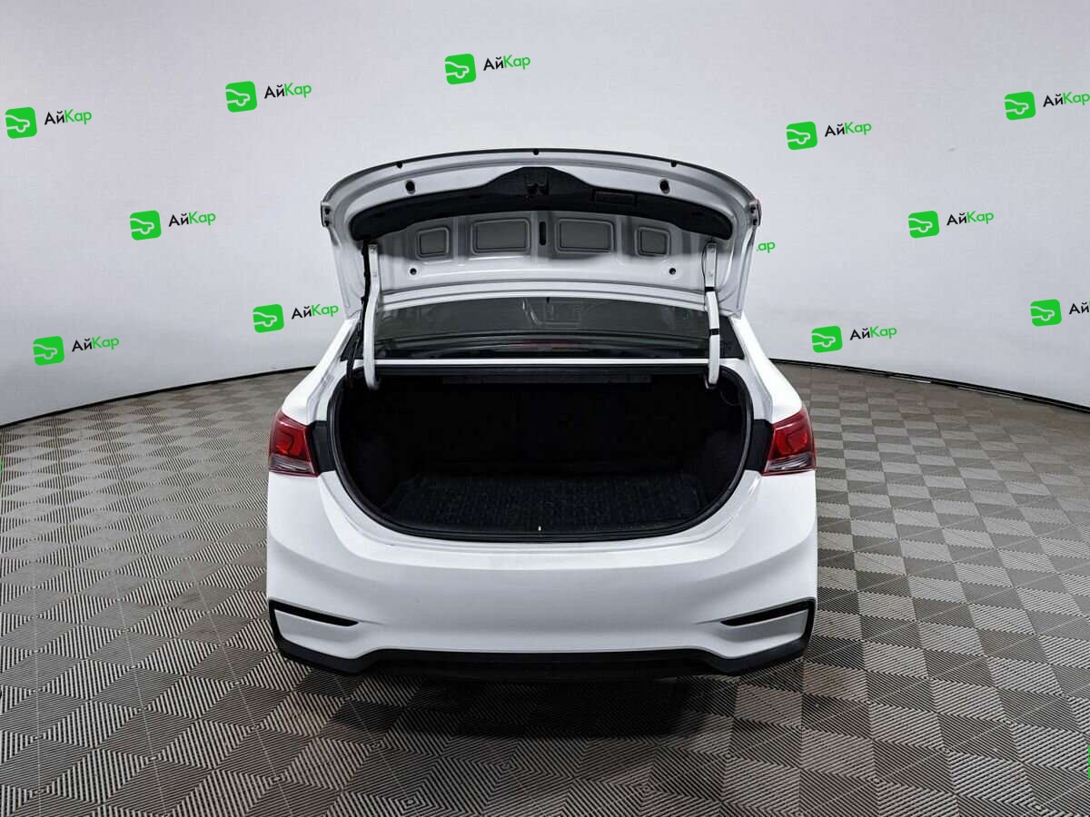 Hyundai Solaris с пробегом — 2017 год. Фото: #9