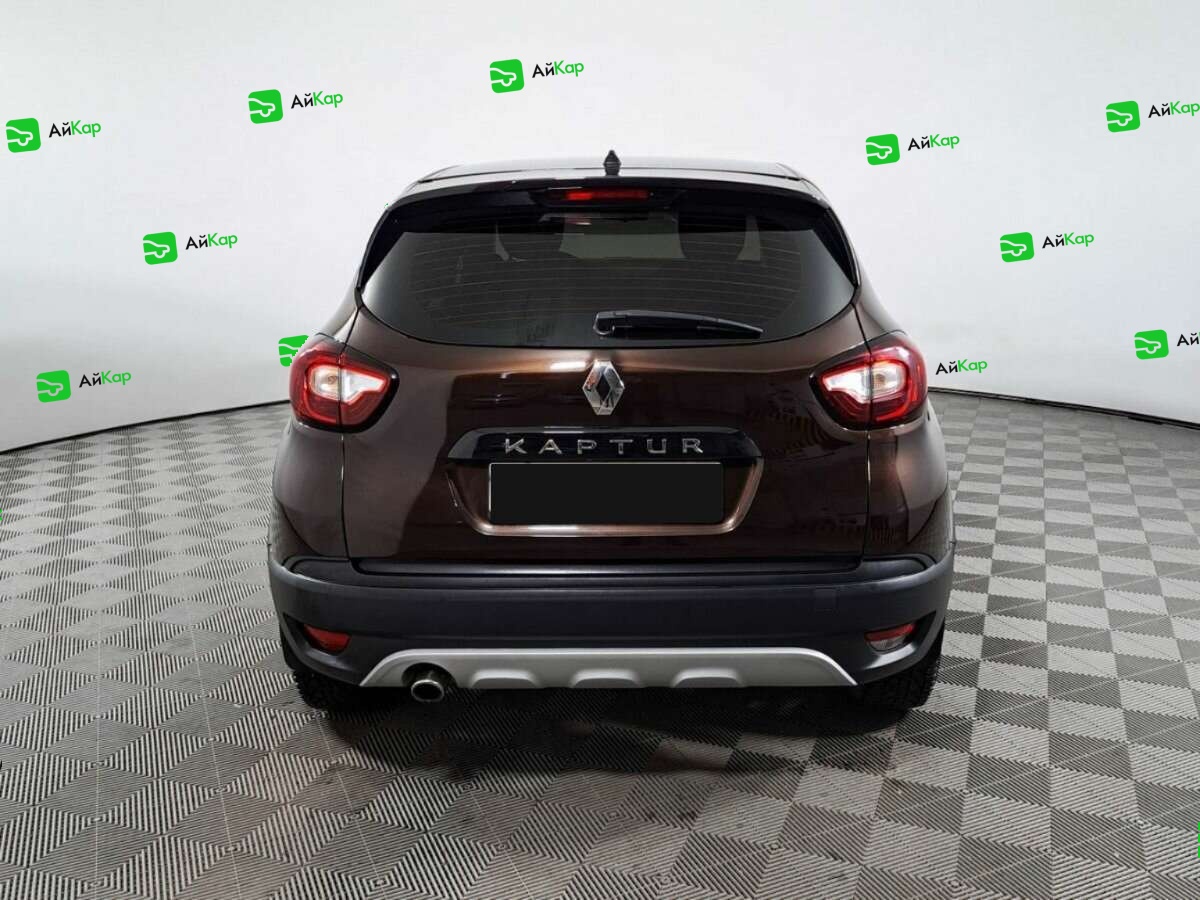 Renault Kaptur с пробегом — 2017 год. Фото: #5