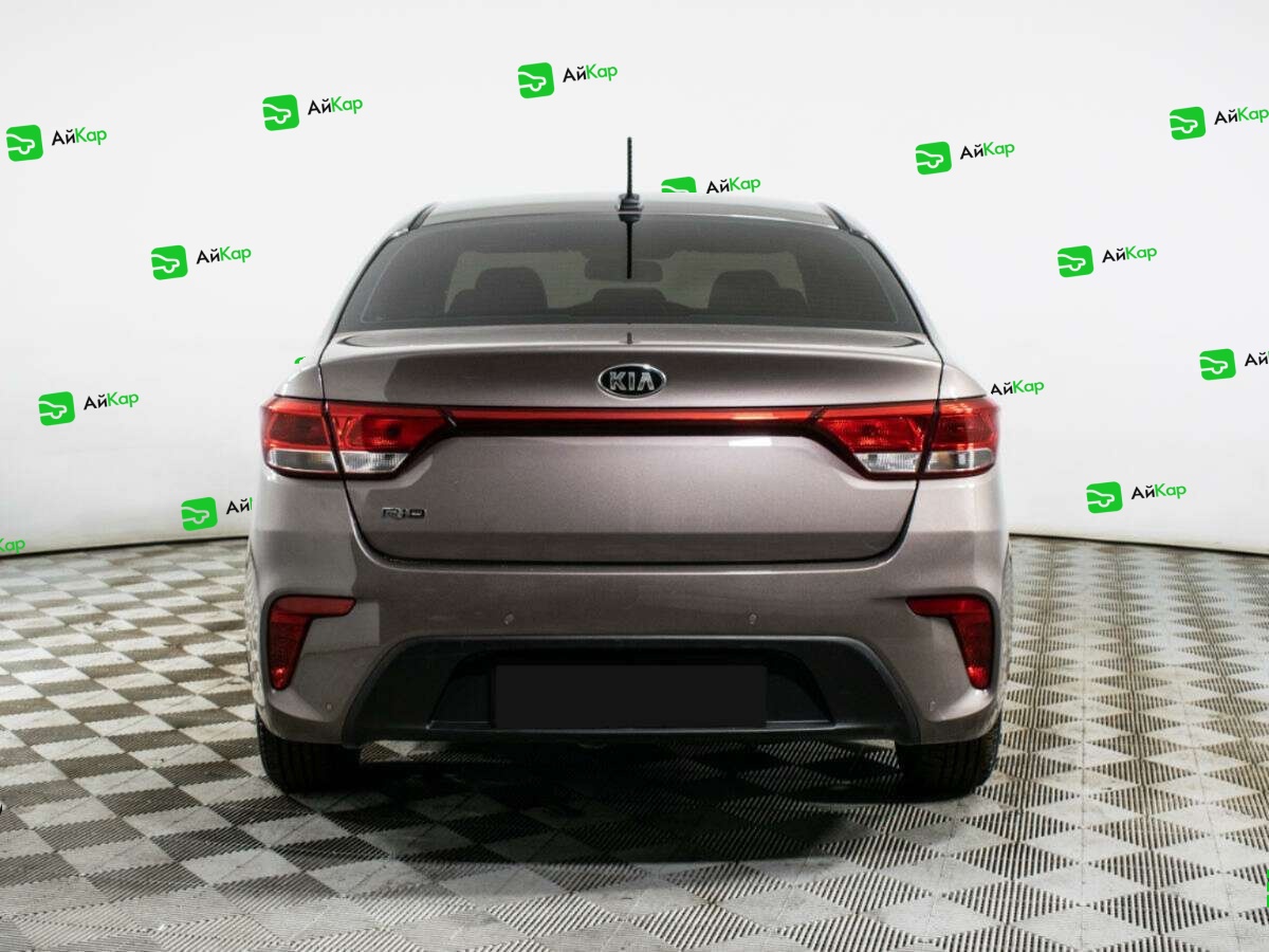 Kia Rio с пробегом — 2017 год. Фото: #4