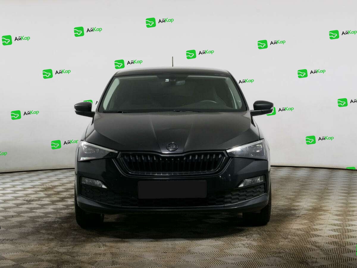 Skoda Rapid с пробегом — 2021 год. Фото: #1