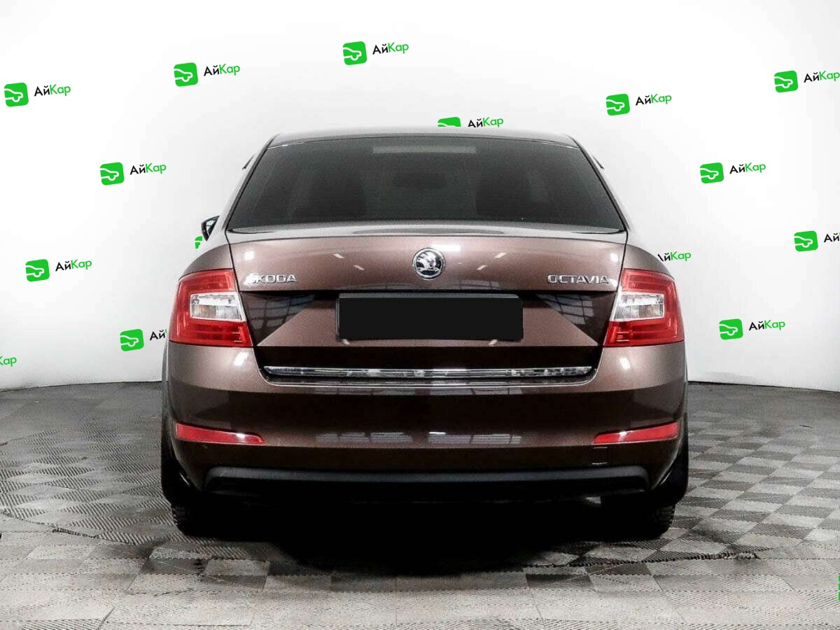 Skoda Octavia с пробегом — 2015 год. Фото: #4