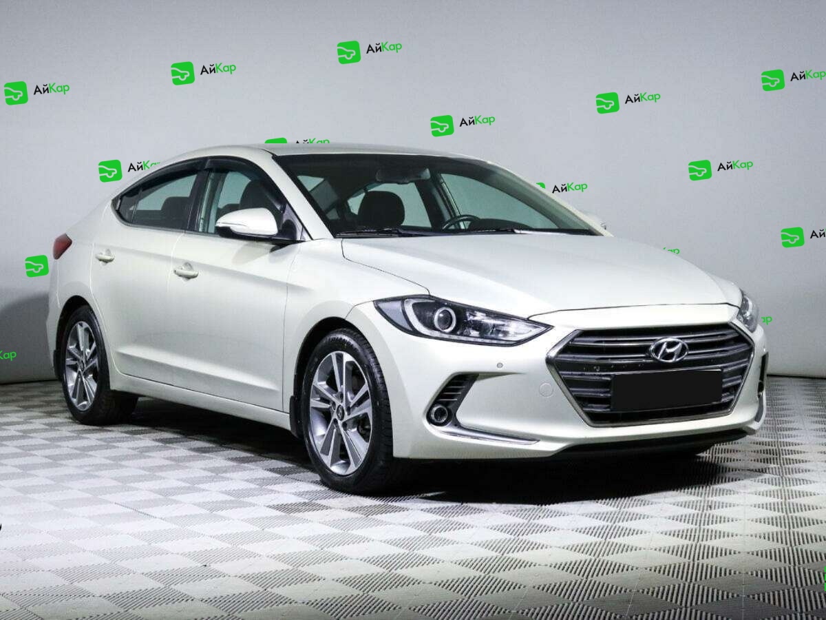 Hyundai Elantra с пробегом — 2018 год. Фото: #2