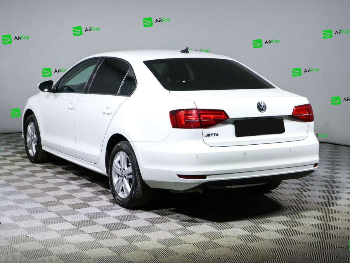 Volkswagen Jetta с пробегом — 2016 год. Фото: #5