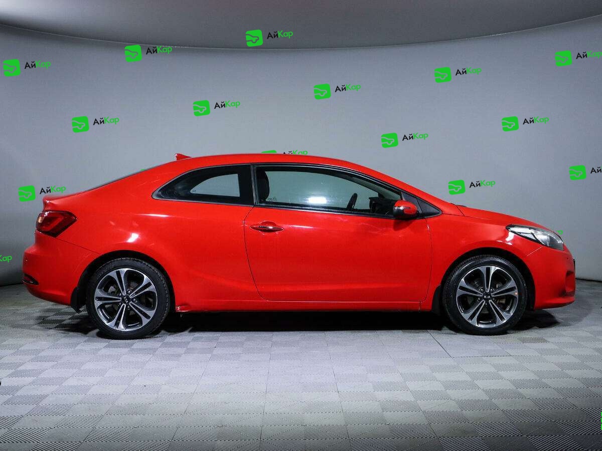 Kia Cerato с пробегом — 2013 год. Фото: #3