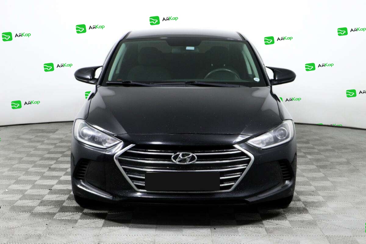 Hyundai Elantra с пробегом — 2018 год. Фото: #1