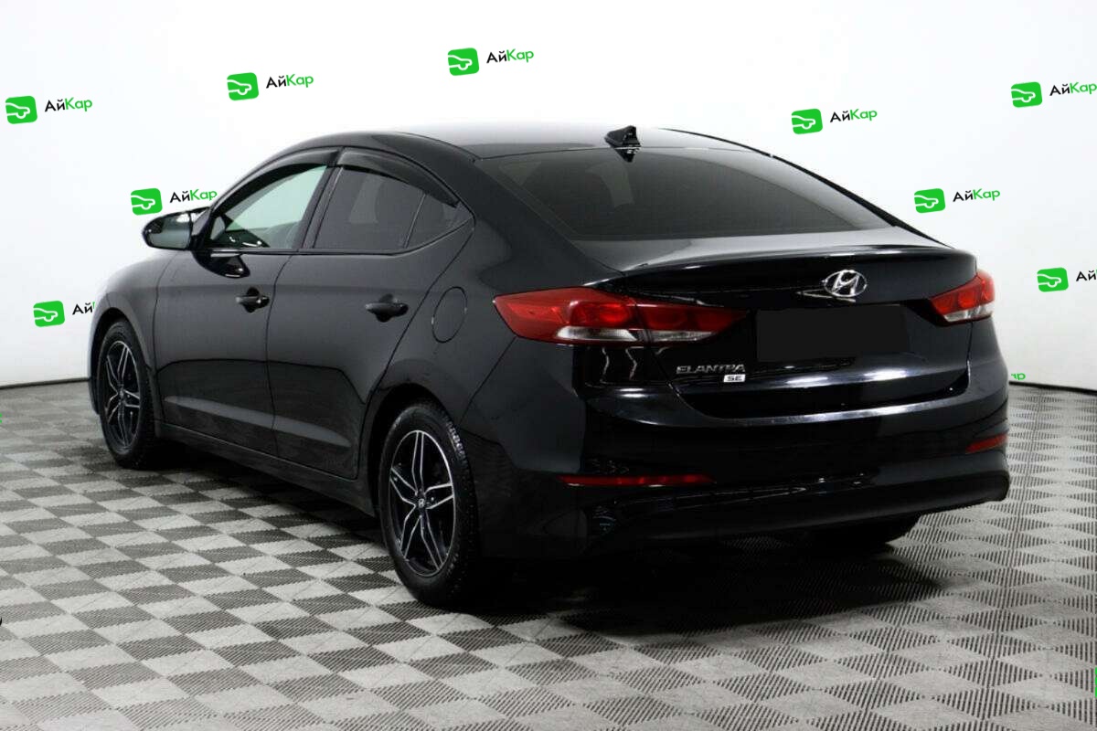 Hyundai Elantra с пробегом — 2018 год. Фото: #6