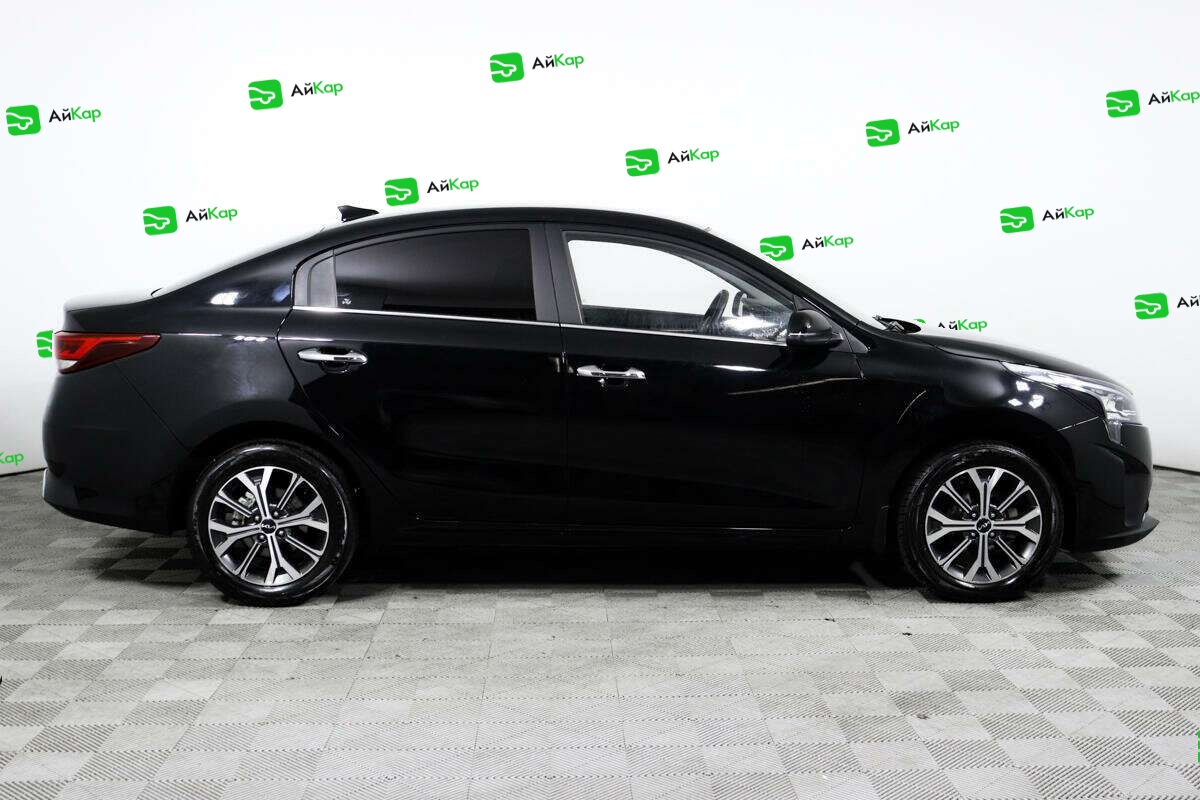 Kia Rio с пробегом — 2021 год. Фото: #3