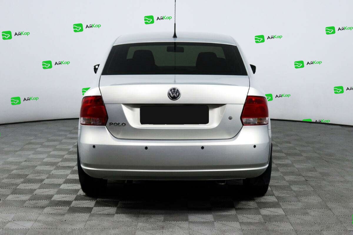 Volkswagen Polo с пробегом — 2012 год. Фото: #5